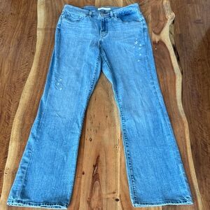 Women's Levi’s boot cut jeans with star embroidery